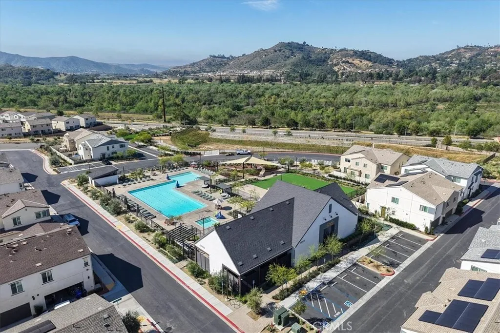 https://cdn.realtyfeed.com/cdn/127/306680000/8deba6c7c717d2cfbcdbe582402508a5.webp