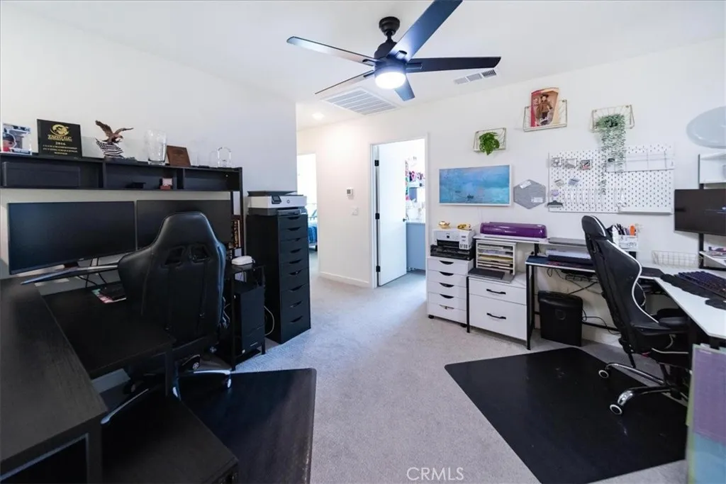 https://cdn.realtyfeed.com/cdn/127/306680000/917bea81d4aedca3168aed7cd6100557.webp