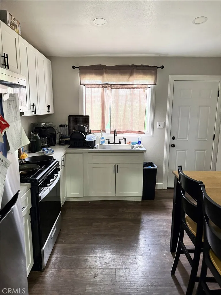 45445 Cedar Ave., Lancaster, CA 93534 - Photo 4 of 11, Lancaster, CA