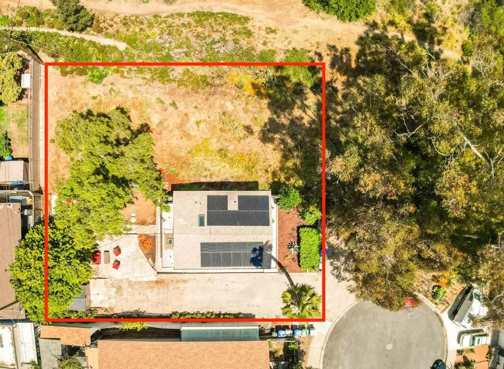 https://cdn.realtyfeed.com/cdn/127/306680171/a79bb051e87d080605503dda5d3edba0.webp