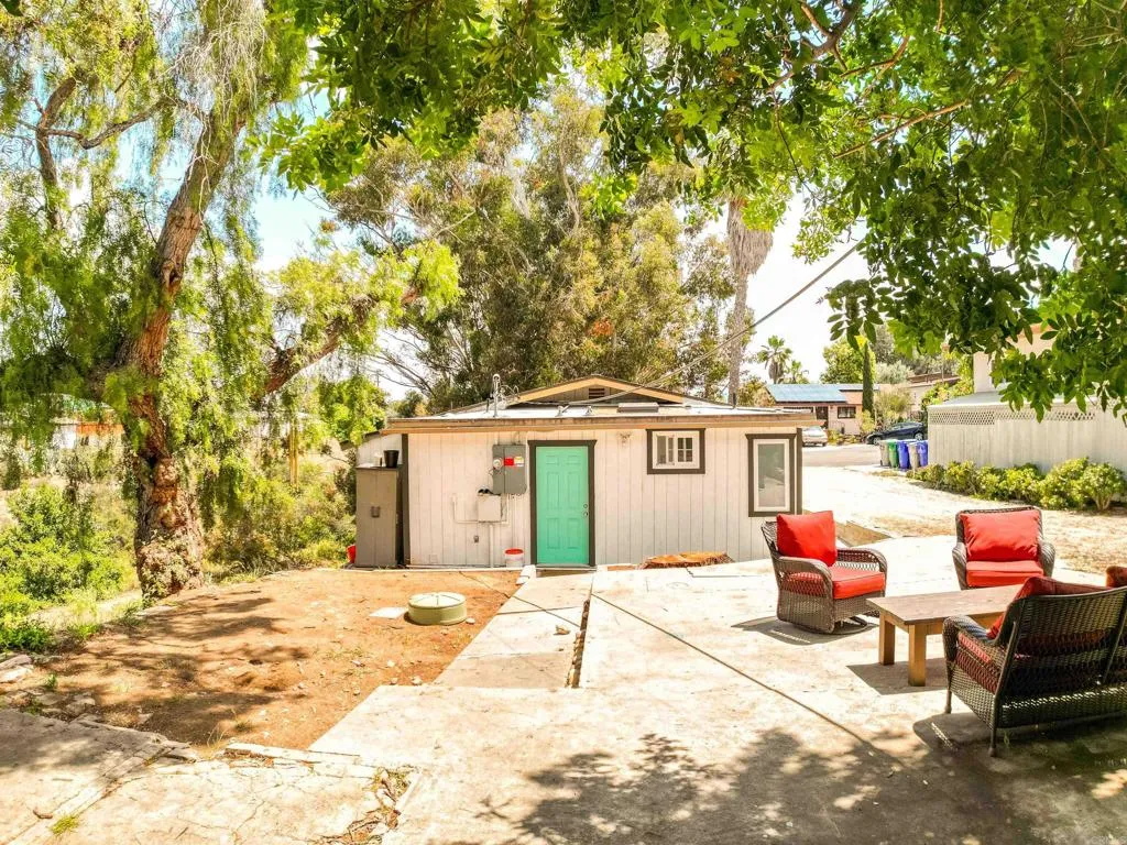 https://cdn.realtyfeed.com/cdn/127/306680171/c7d1f245fd83c0fb2fad2f0fda535ad8.webp