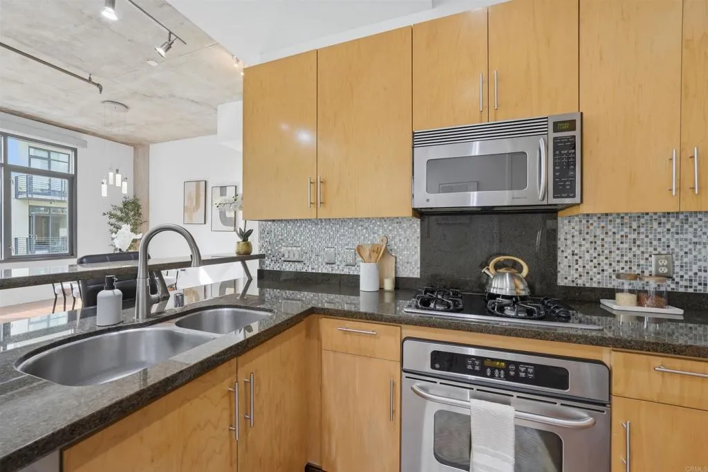 Photo #3: PTP2602410 Listing: Photo #3