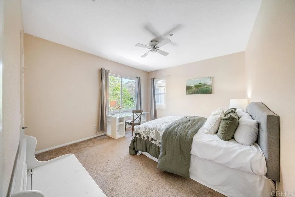 https://cdn.realtyfeed.com/cdn/127/306680205/15f2ef98ca70eed6911b254da84556a4.webp