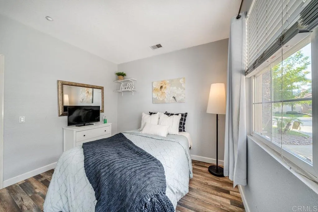 https://cdn.realtyfeed.com/cdn/127/306680205/70ea051924e38c14dde5c2726ad5e246.webp