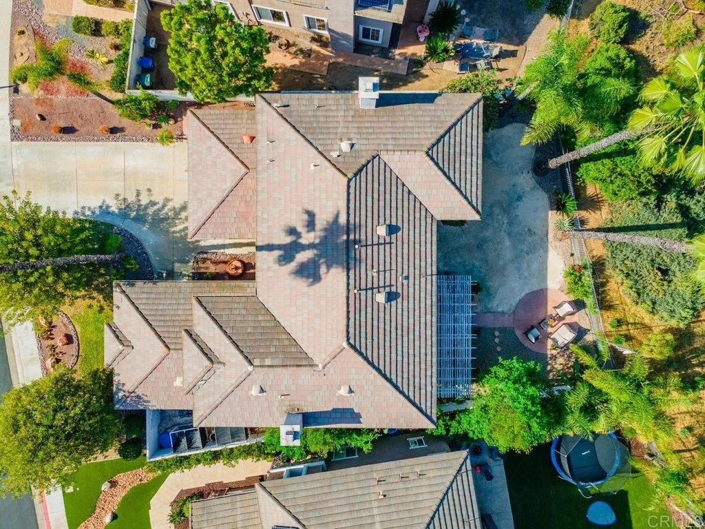 https://cdn.realtyfeed.com/cdn/127/306680205/b677e73b30051772cc7dad43197d2157.webp