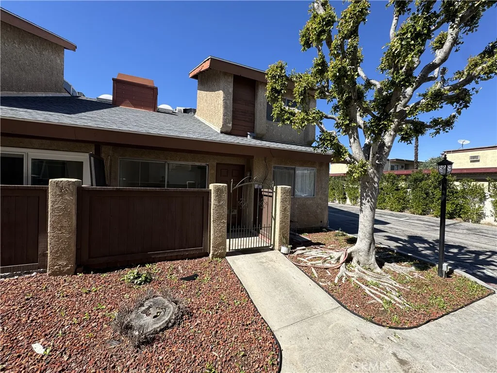 North Hills, CA 91343