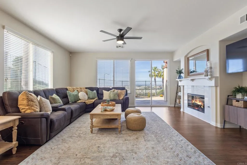 https://cdn.realtyfeed.com/cdn/127/306680257/882e6d83d7a49245625ba5260b53c772.webp