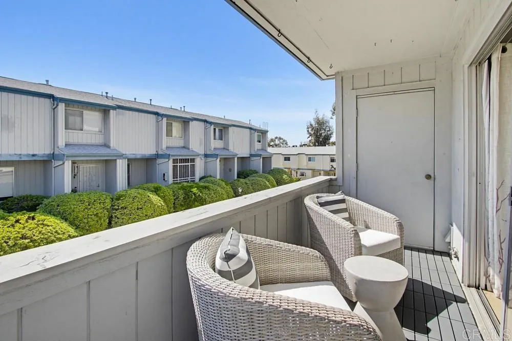 https://cdn.realtyfeed.com/cdn/127/306680356/e6d2f883d9b651416cfb91ed5fbde2ff.webp