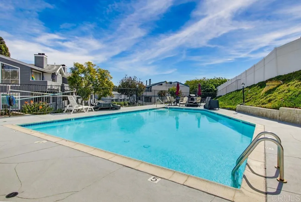 https://cdn.realtyfeed.com/cdn/127/306680356/f5d55d3a4bda94bacf7b263a852f7967.webp