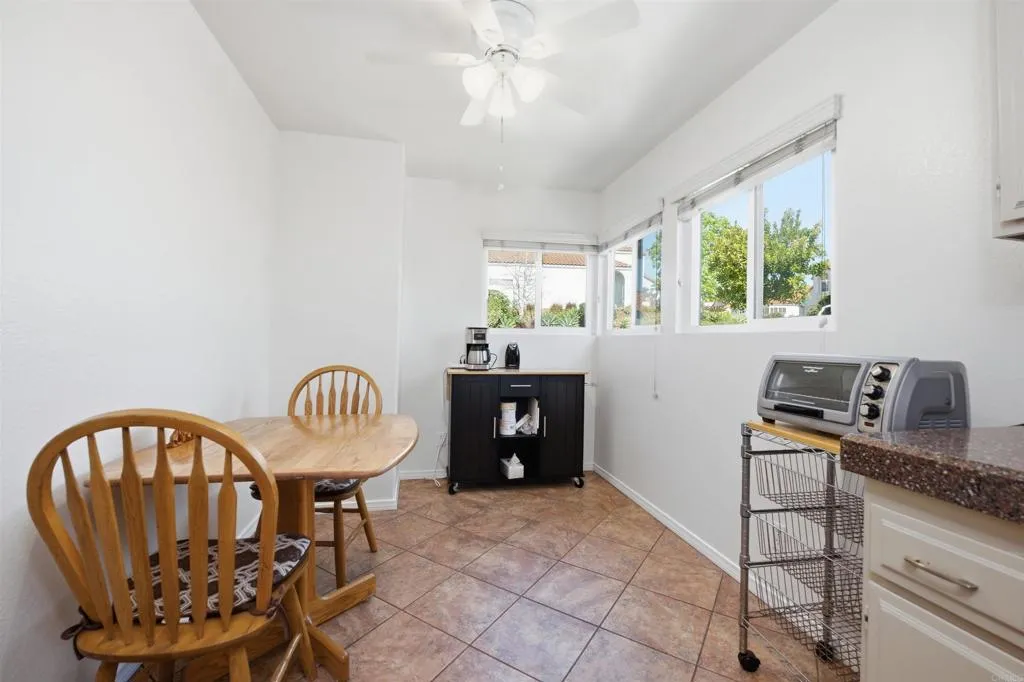 https://cdn.realtyfeed.com/cdn/127/306680360/0bfbfa1b42f04ee5cd3c17f2ef27948f.webp