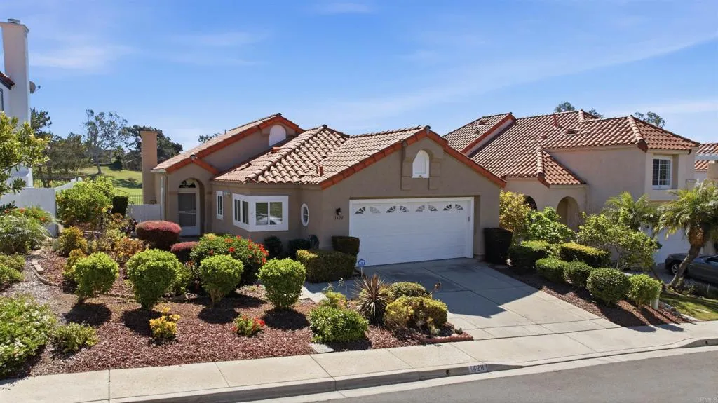 https://cdn.realtyfeed.com/cdn/127/306680360/482c27a1e553b5196f0c3ff8dfa54d79.webp