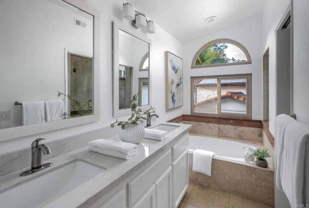 https://cdn.realtyfeed.com/cdn/127/306680377/5a3436838d1e667e1844a1e3c42023fb.webp