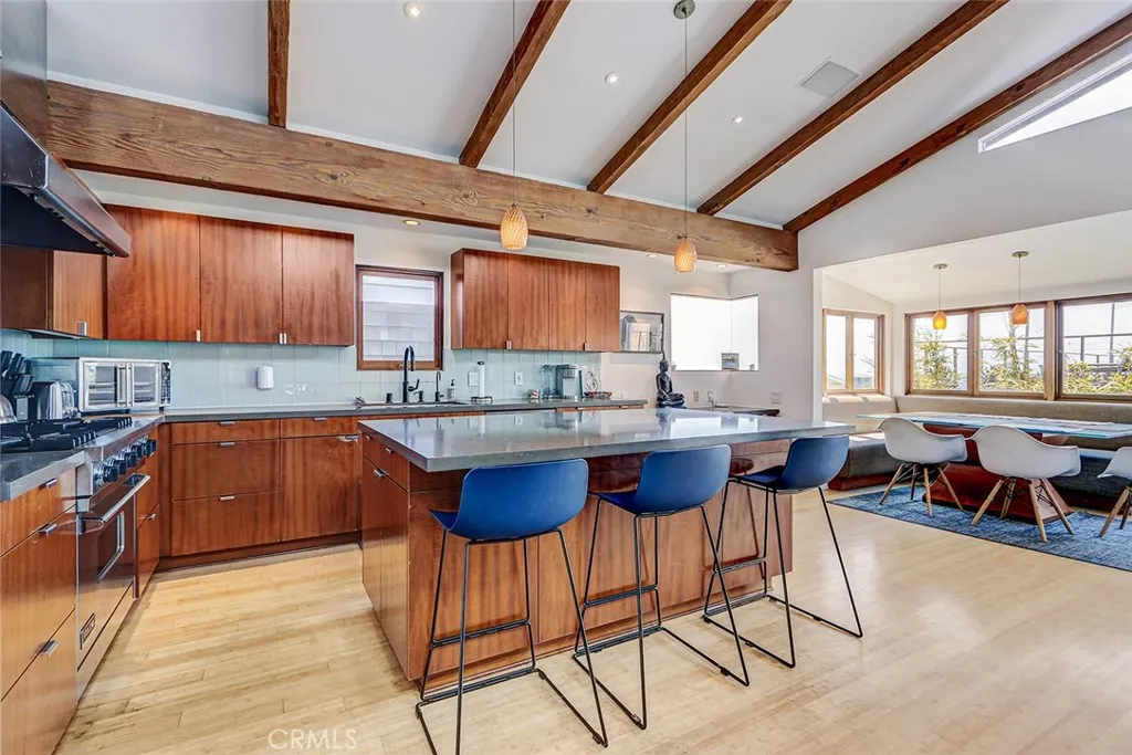 3205 Bayview Drive, Manhattan Beach, CA, 90266