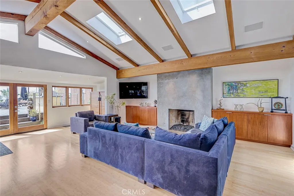 3205 Bayview Drive, Manhattan Beach, CA 90266 - Photo 4 of 61, Manhattan Beach, CA