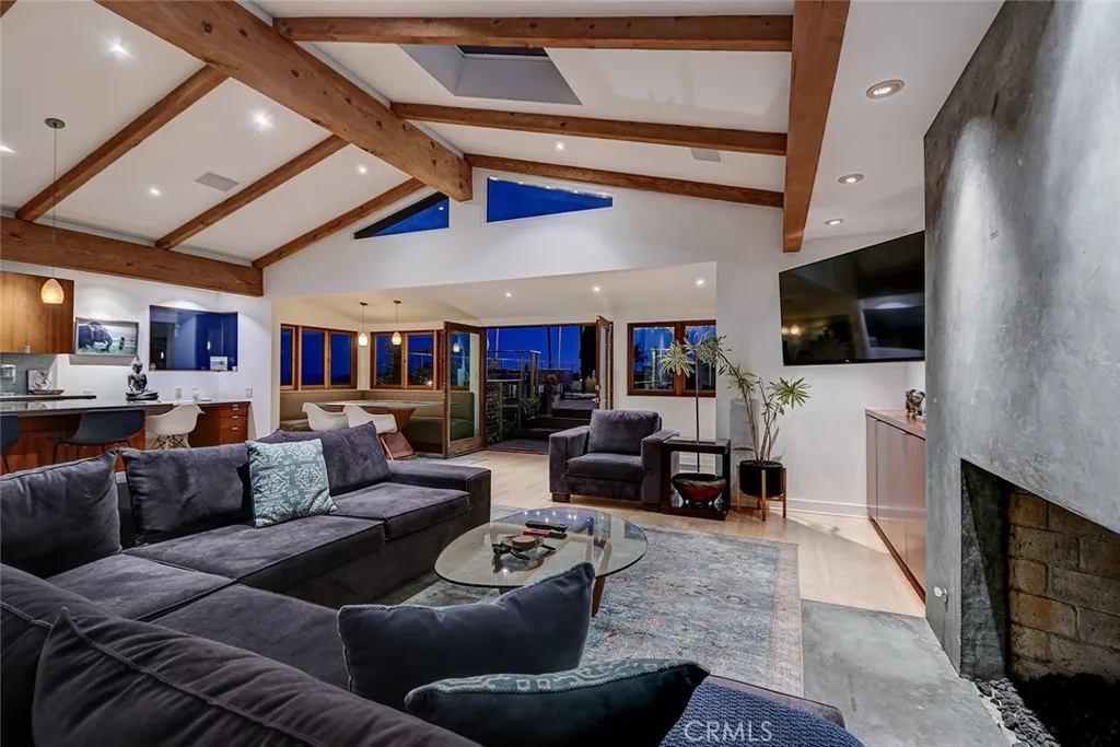 3205 Bayview Drive, Manhattan Beach, CA, 90266