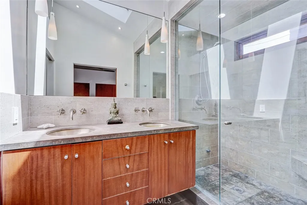 3205 Bayview Drive, Manhattan Beach, CA, 90266