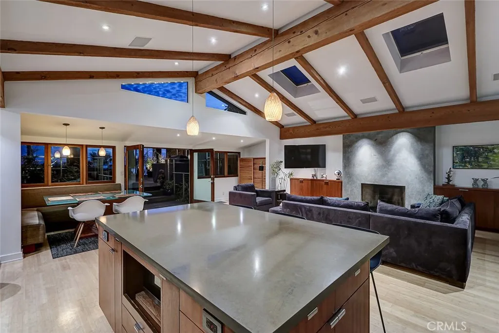 3205 Bayview Drive, Manhattan Beach, CA, 90266