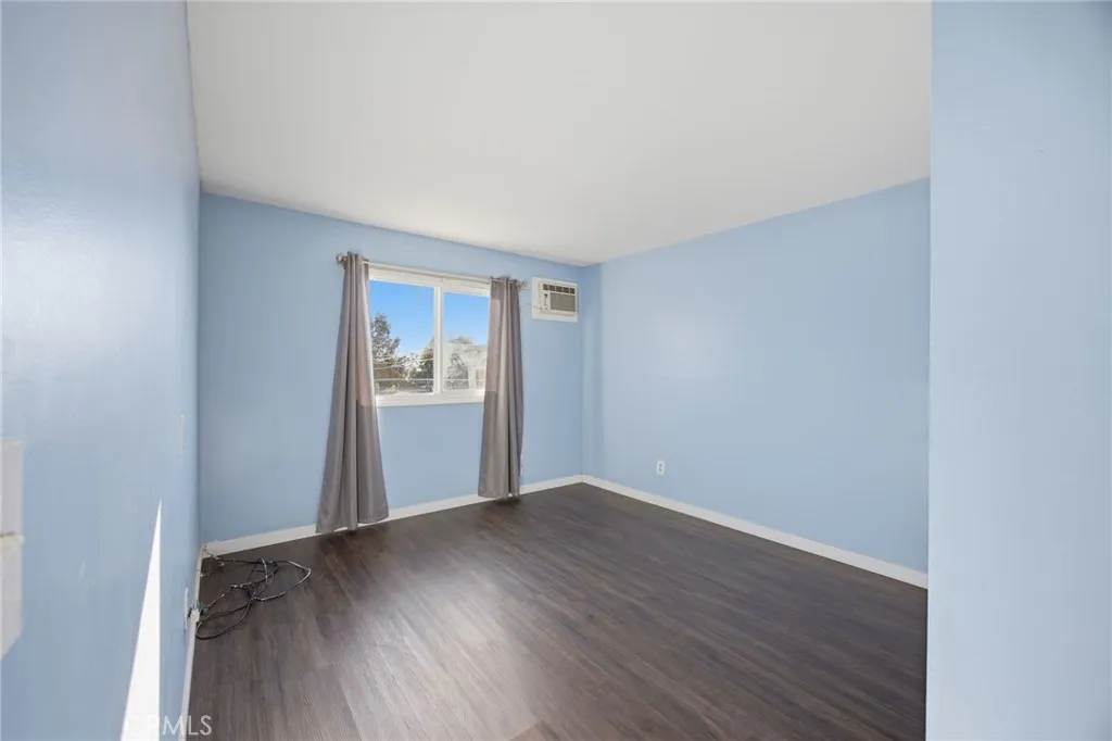 https://cdn.realtyfeed.com/cdn/127/306680393/5490b11f5f5d0895a31da6bb585b4bc4.webp