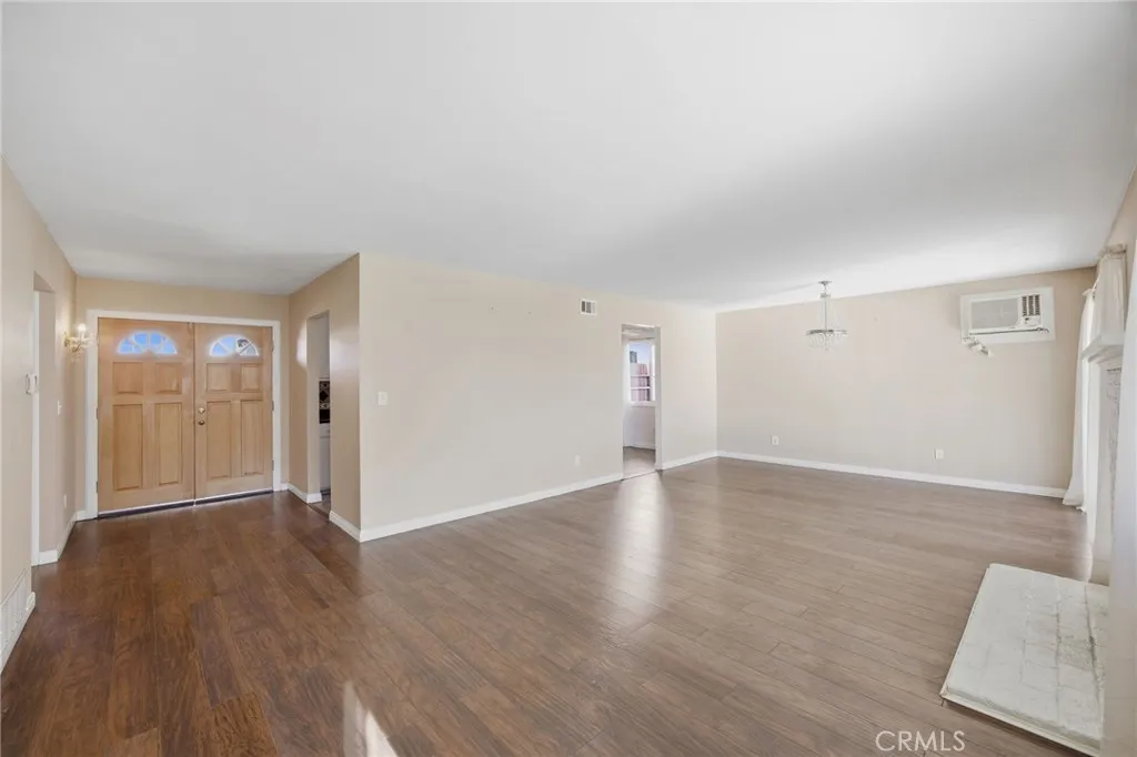 https://cdn.realtyfeed.com/cdn/127/306680393/b3c2746c1a313f51d92f183d19bf9d5f.webp