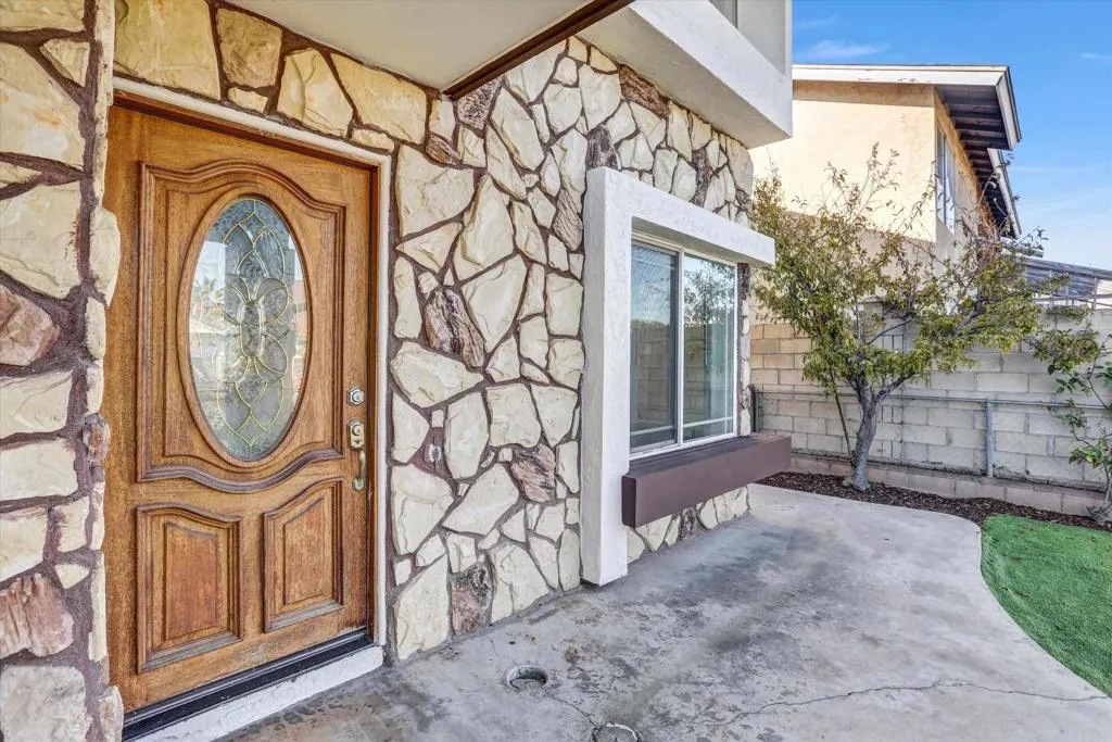 https://cdn.realtyfeed.com/cdn/127/306680464/80591eb659794c2c77282583160e7299.webp