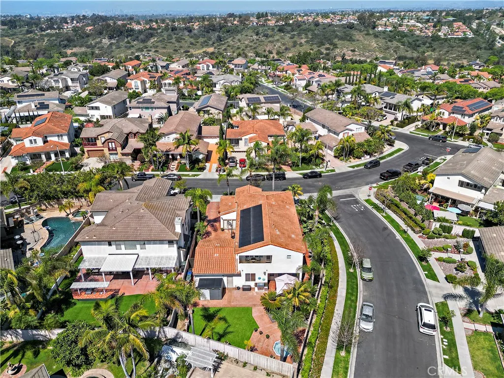 https://cdn.realtyfeed.com/cdn/127/306680481/0050fe2d77cfc4efd6ce3a103eb2d6ad.webp