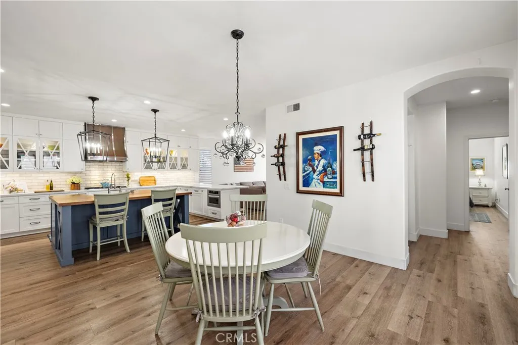https://cdn.realtyfeed.com/cdn/127/306680481/0fa2bdf1c9261c850a284999c985d994.webp