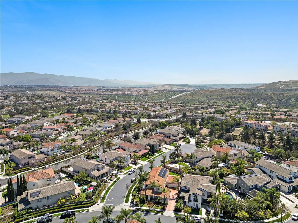 https://cdn.realtyfeed.com/cdn/127/306680481/42a076790800e15c2e302b6cbc9277cd.webp