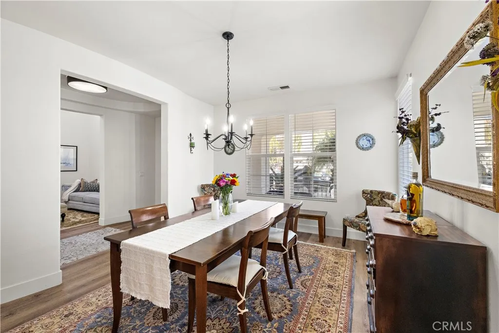 https://cdn.realtyfeed.com/cdn/127/306680481/434861fde6ba63c3a830a381a7f066ca.webp