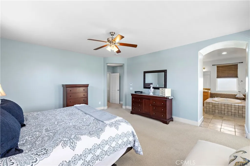 https://cdn.realtyfeed.com/cdn/127/306680481/995fd6013bb23fd38fb0e9656866515e.webp