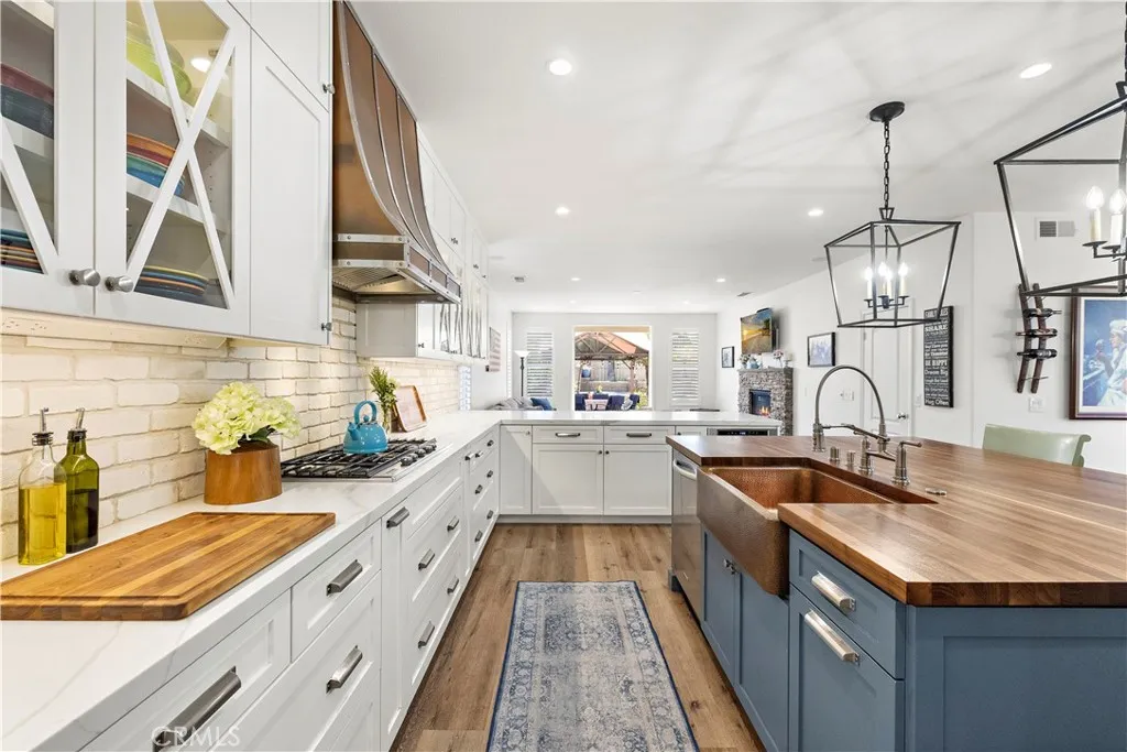 https://cdn.realtyfeed.com/cdn/127/306680481/d7eedc8f091063b4577a5e669d1df509.webp