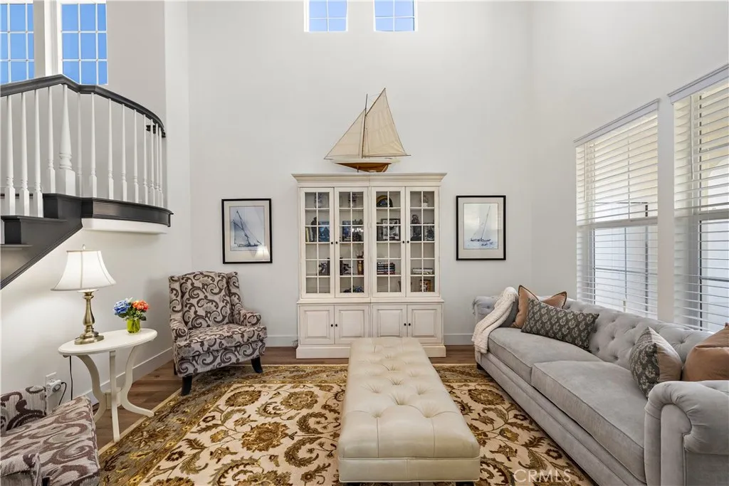 https://cdn.realtyfeed.com/cdn/127/306680481/d82520d8a5e693bd4424ee003811e828.webp