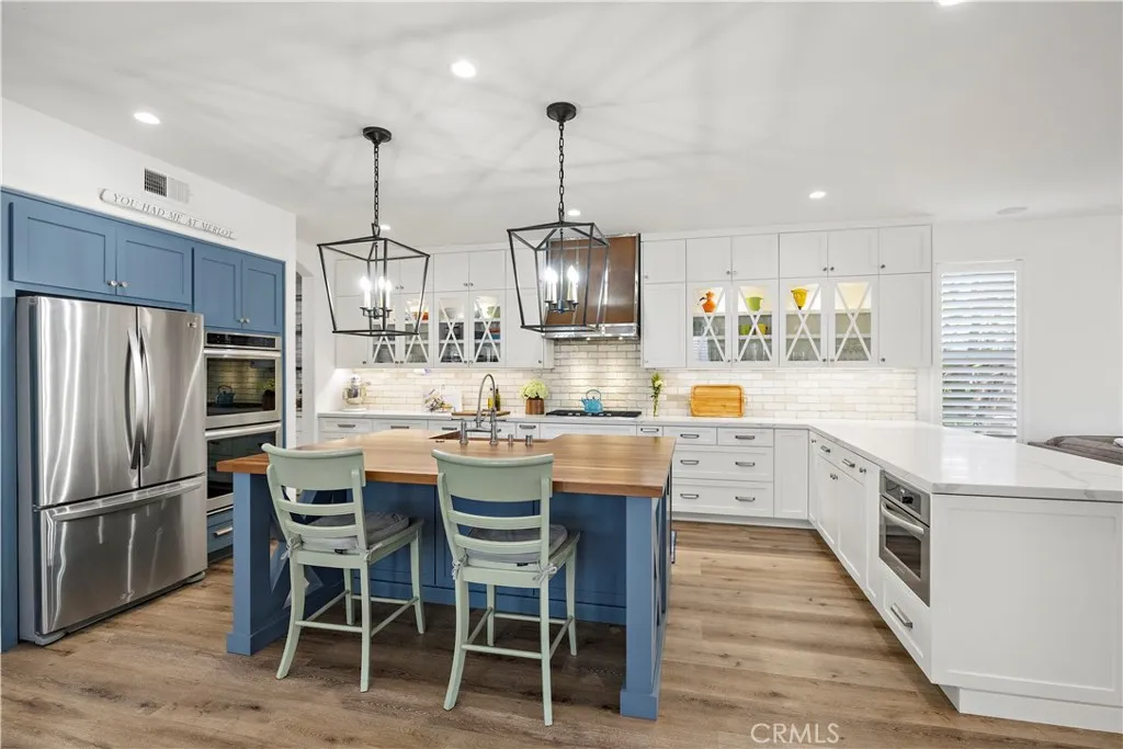 https://cdn.realtyfeed.com/cdn/127/306680481/fd8fdebf3f12cd553bc30b2a8cd02cd5.webp
