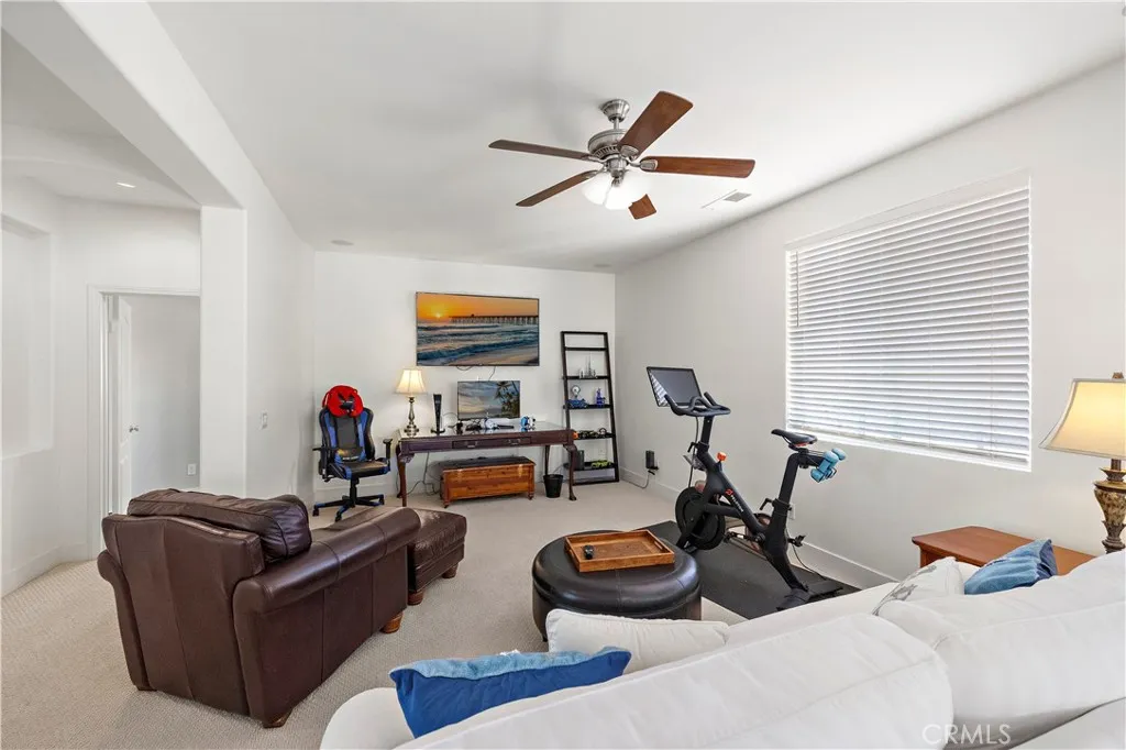 https://cdn.realtyfeed.com/cdn/127/306680481/ffb12cef604ae34c2db0474ac611a222.webp