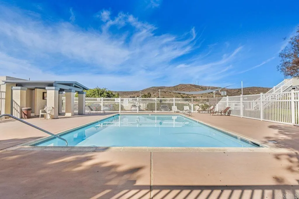 https://cdn.realtyfeed.com/cdn/127/306680487/40e9ac47fbb4ae4092a3e2f06e17c8a2.webp
