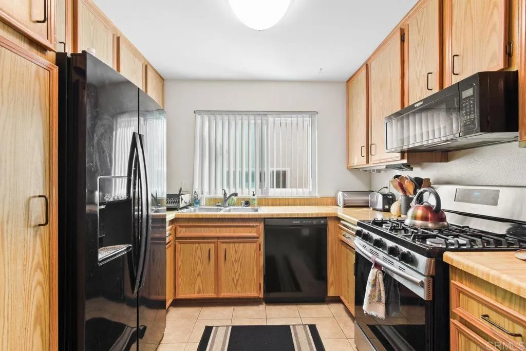 https://cdn.realtyfeed.com/cdn/127/306680487/46a1ab49d527e396db9d1516bb111a2e.webp