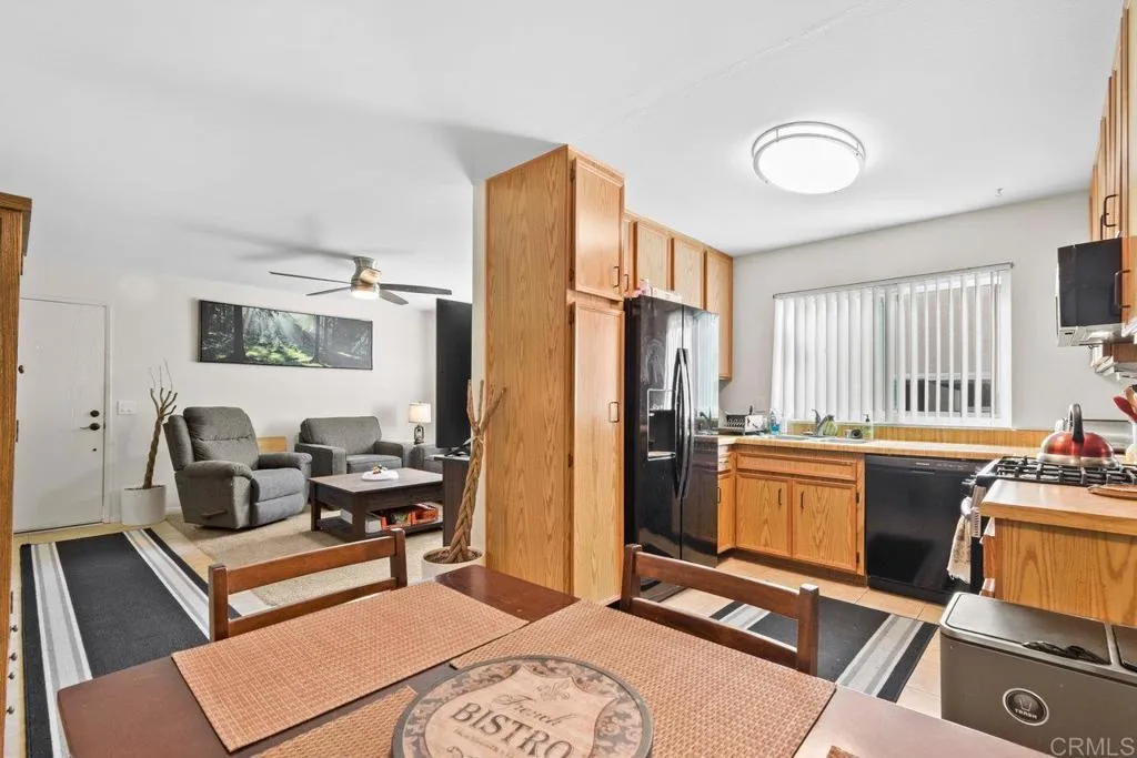 https://cdn.realtyfeed.com/cdn/127/306680487/af1959ef9cc142461228fe58e8c80a7b.webp