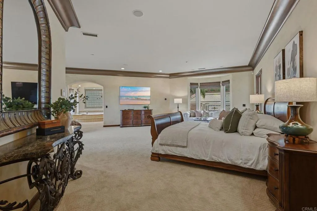 https://cdn.realtyfeed.com/cdn/127/306680488/111cb0751a92867f85685a885b659c0a.webp
