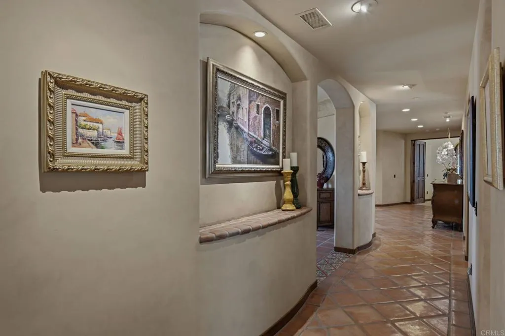 https://cdn.realtyfeed.com/cdn/127/306680488/6253c6a43c95428ef56e1c8bd37d0c70.webp