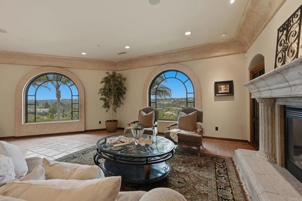 https://cdn.realtyfeed.com/cdn/127/306680488/74e05efcfcad675dd2454d63bb190187.webp