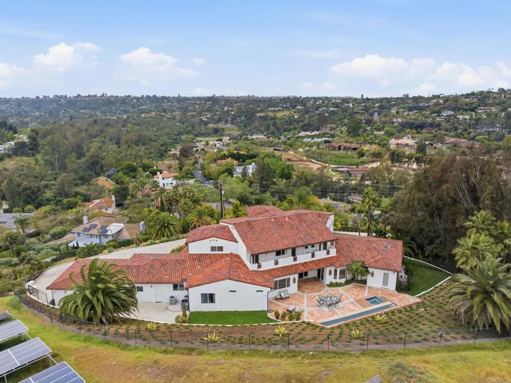 https://cdn.realtyfeed.com/cdn/127/306680488/9e02d61298300037831dcc006388eb68.webp