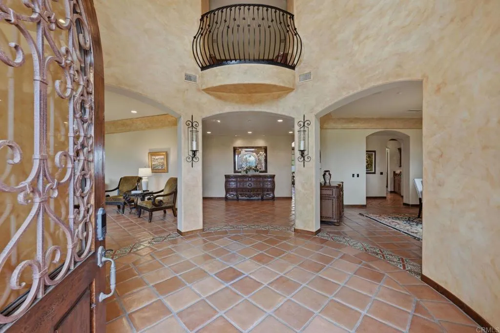 https://cdn.realtyfeed.com/cdn/127/306680488/b9562e71d02774f4229d437c9193431f.webp