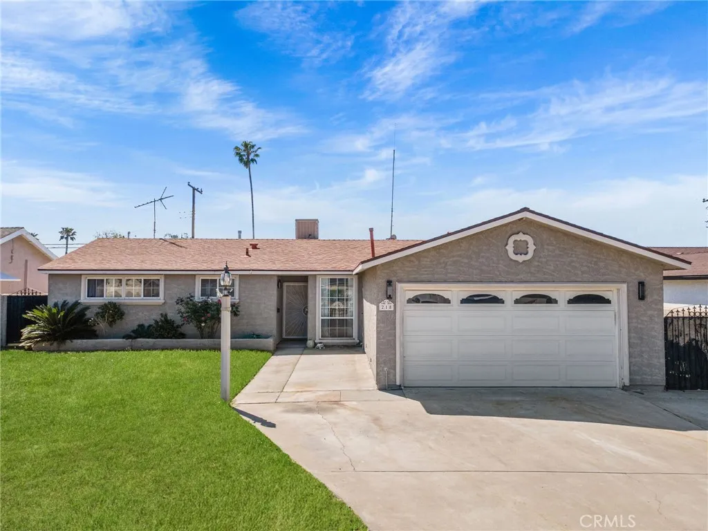 Pomona, CA 91767