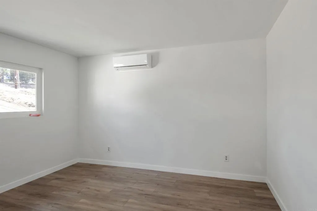 https://cdn.realtyfeed.com/cdn/127/306680570/3a8470a60dfb38960968a0f2ab53f70d.webp