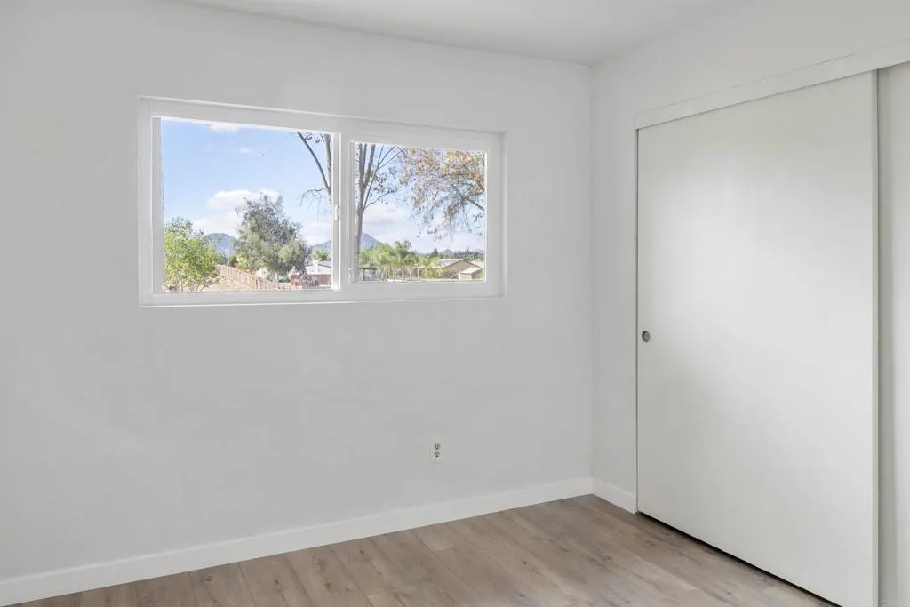 https://cdn.realtyfeed.com/cdn/127/306680570/7ec2583a667003e6e6f9d4dc03de55ef.webp