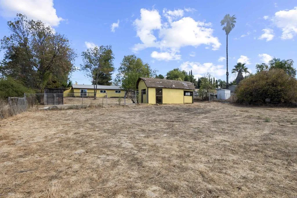 https://cdn.realtyfeed.com/cdn/127/306680570/c42f94571005dc40edb41f7935f02a40.webp