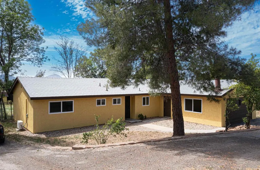 https://cdn.realtyfeed.com/cdn/127/306680570/e214a603286c7639717379f193386be5.webp