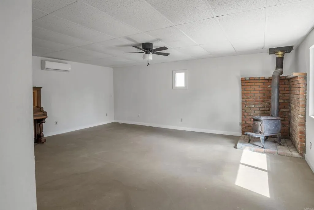 https://cdn.realtyfeed.com/cdn/127/306680570/ed3a4dc3ca93cb0a75d255d73555af46.webp