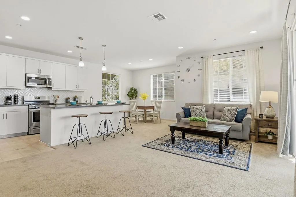 Photo #2: PTP2602425 Listing: Photo #2