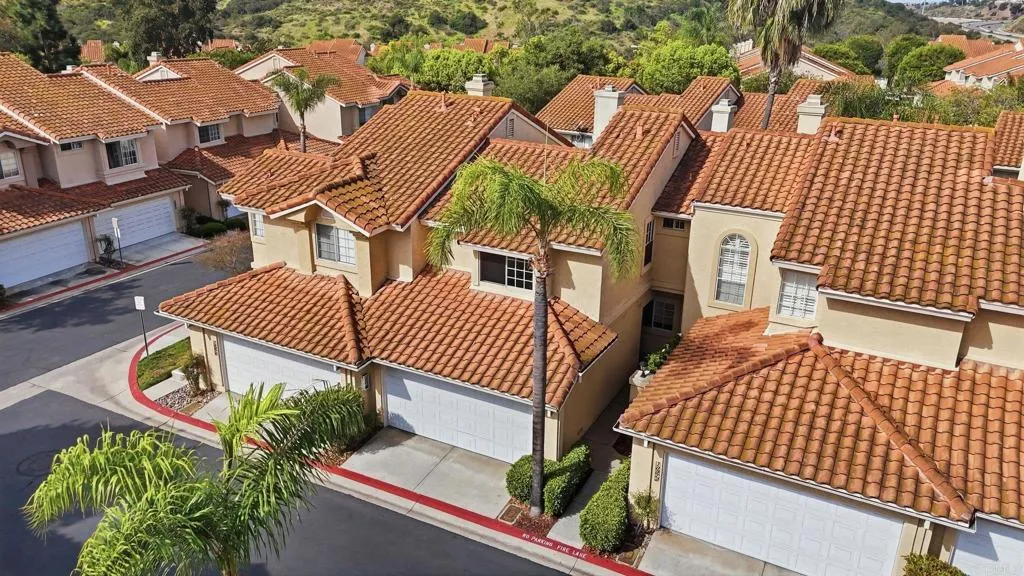 https://cdn.realtyfeed.com/cdn/127/306680662/6cb54f65c2b806cc96683f16a69a818a.webp
