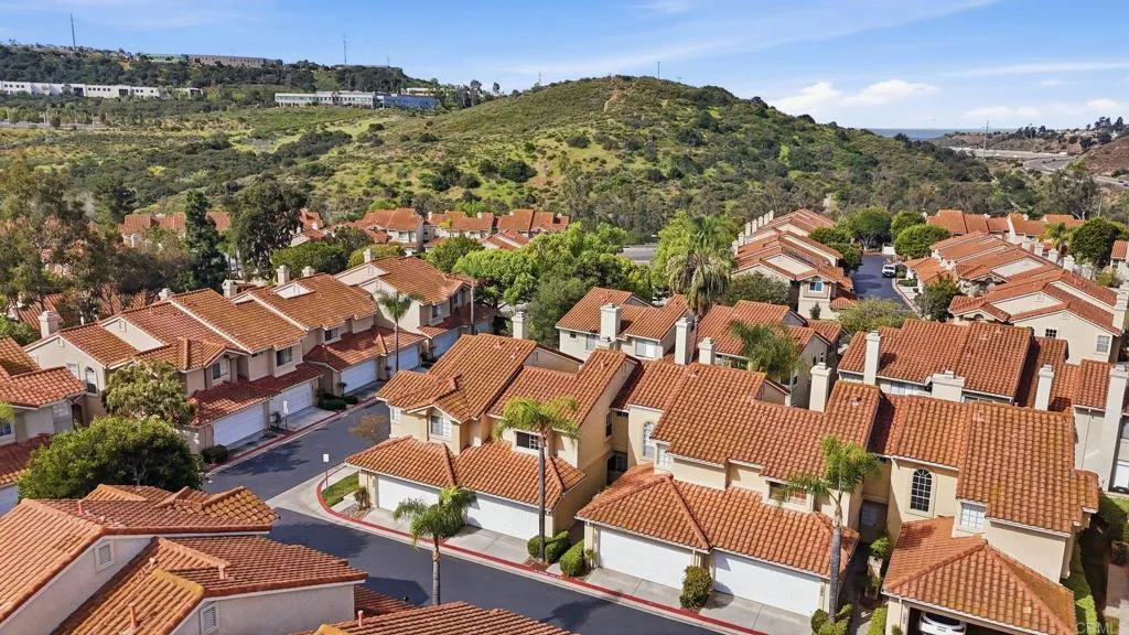 https://cdn.realtyfeed.com/cdn/127/306680662/a63c45eade791638bcf1897441649d60.webp